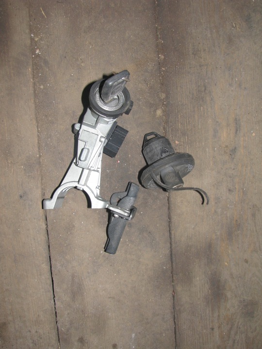 фото №1, Замок запалювання ключ fiat linea вставка заливання пального комплект