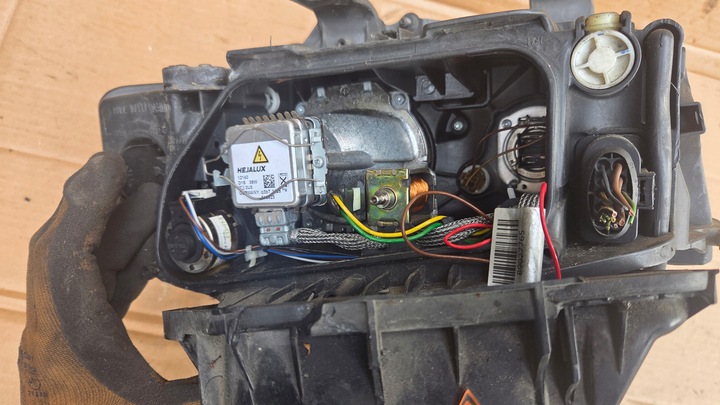 фото №13, Лампы перед передняя левая правая bi ксенон bixenon audi a4 b6 s-line kpl s4