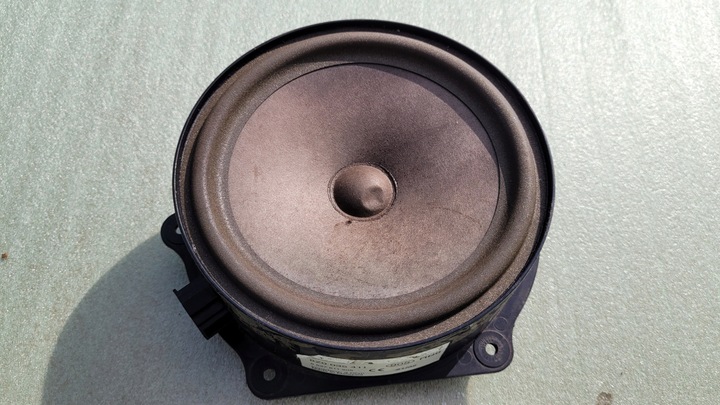 фото №1, Audi a2 динамик дверь 8z0035411