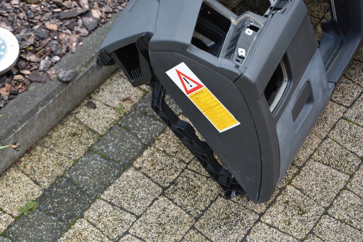 фото №8, Панель консоль капот vw passat b8 3g1857003