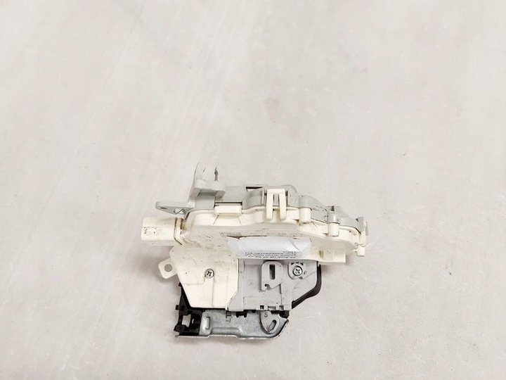 фото №2, Audi q5 q7 a6 c7 замок двері лівий зад задній 8 pin