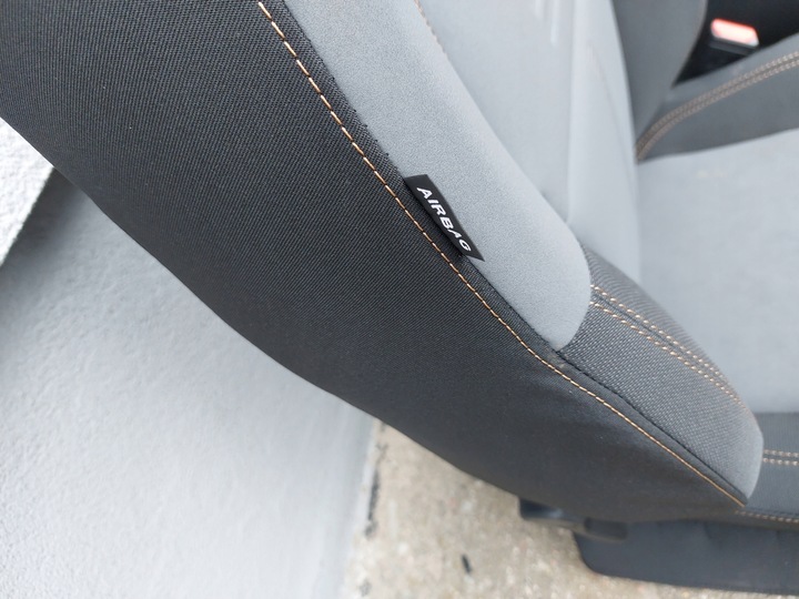 фото №9, Сидіння перед dacia jogger sandero рестайлінг iii європа правий