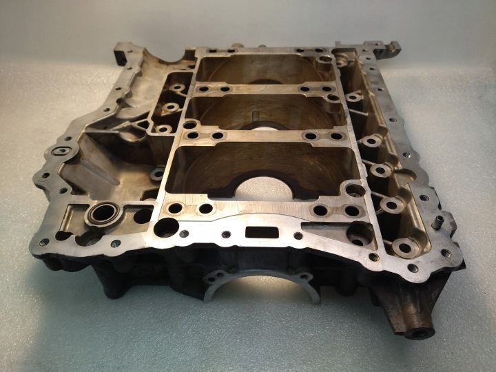 фото №9, 06e103032r блок  двигуна 3.2 fsi код двигуна auk audi a6 c6 a8 d3
