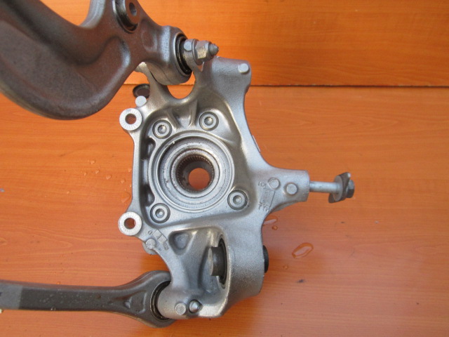 фото №6, Audi a6 a7 q5 80a поворотна опора праві зад 80a505460b 4m0505362g 4m0505425f