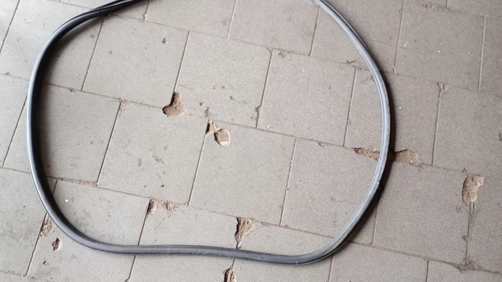 фото №1, Volkswagen atlas прокладка двері праві перед