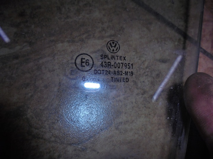 фото №4, Golf iv 1.6b hb скло лівий перед