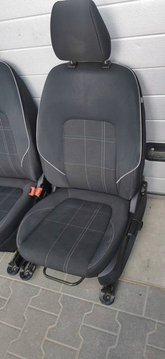 фото №12, Ford fiesta mk8 5d 2017- сиденья перед диван зад комплект