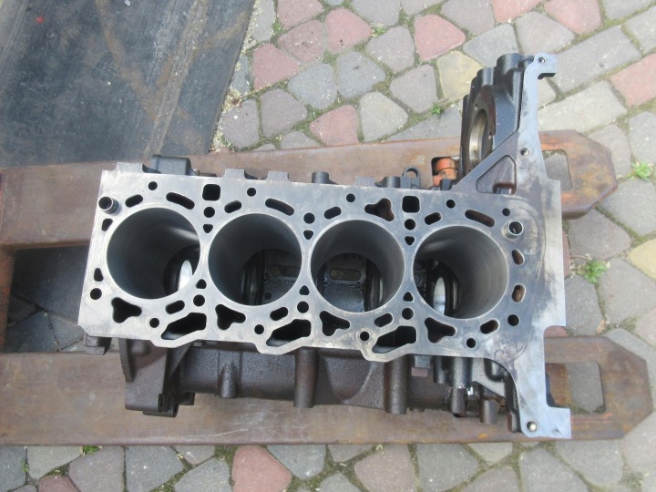 фото №10, Ford transit 2.4 tddi 115 km fxfa блок  двигуна