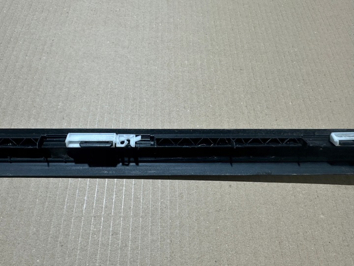 фото №12, Peugeot 308 t7 планка стёкла лобовой левая 9680623780