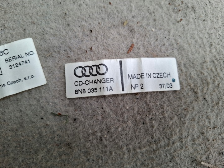 фото №8, Чейнджер дисків cd audi tt 8n оригінальна 8n8035111a