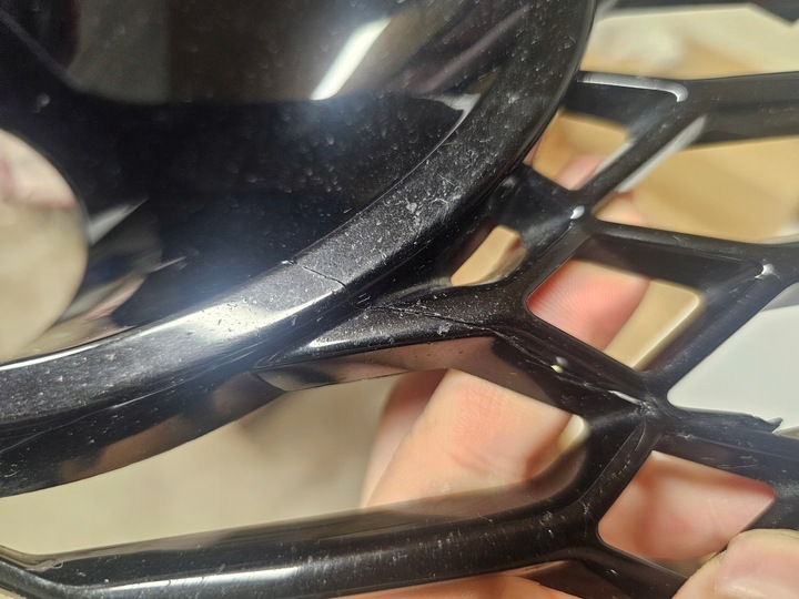 фото №15, Audi a4 rs4 b9 решітка бампера галоген права перед 8w0807682as