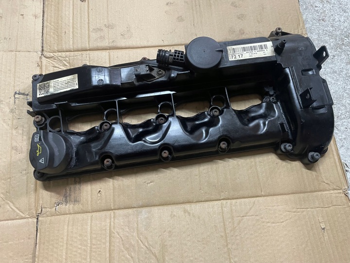 фото №1, Крышка клапанов mercedes w205 c-klasa 2.2 cdi