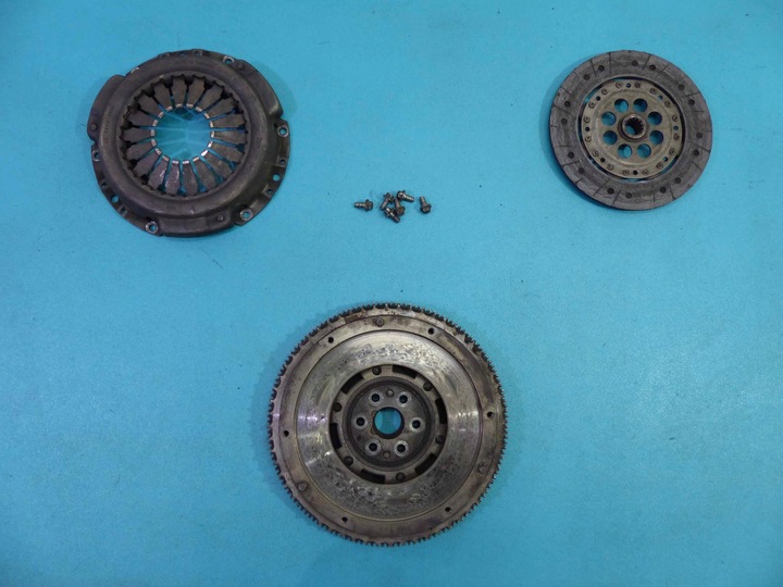 фото №1, Двухмассовый маховик колесо двухмассовый rover 75 99-04 2.0 v6