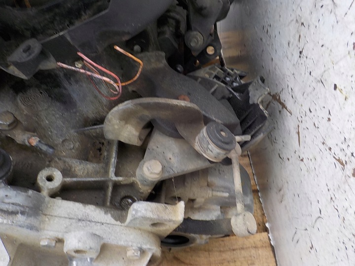 фото №4, Citroen berlingo partner 1.6 hdi коробка передач коробки передач 20dp47