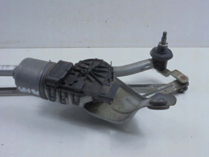 фото №8, Sandero i моторчик механизм дворник перед