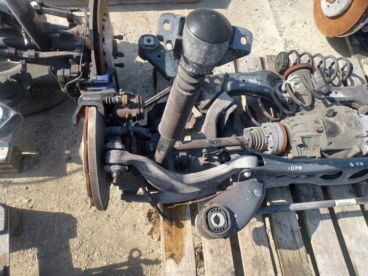 фото №11, Audi a5 s5 rs5 8t поворотна опора важелі лівий зад