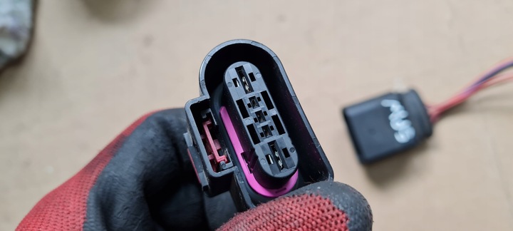 фото №8, A7 4g штекер разъём соединитель 8k0973805 1k0919231 a6 c7 4g