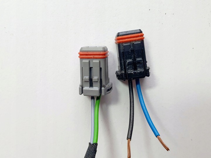 фото №1, Штекер fotochromu audi q8 a4 b9 tt r8 q5 q7