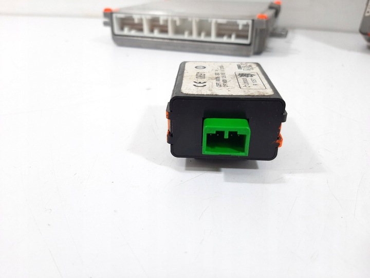 фото №12, Honda civic vii 5d 1.6 16v 01r блок управления двигателя набор 37820-pmh-e11