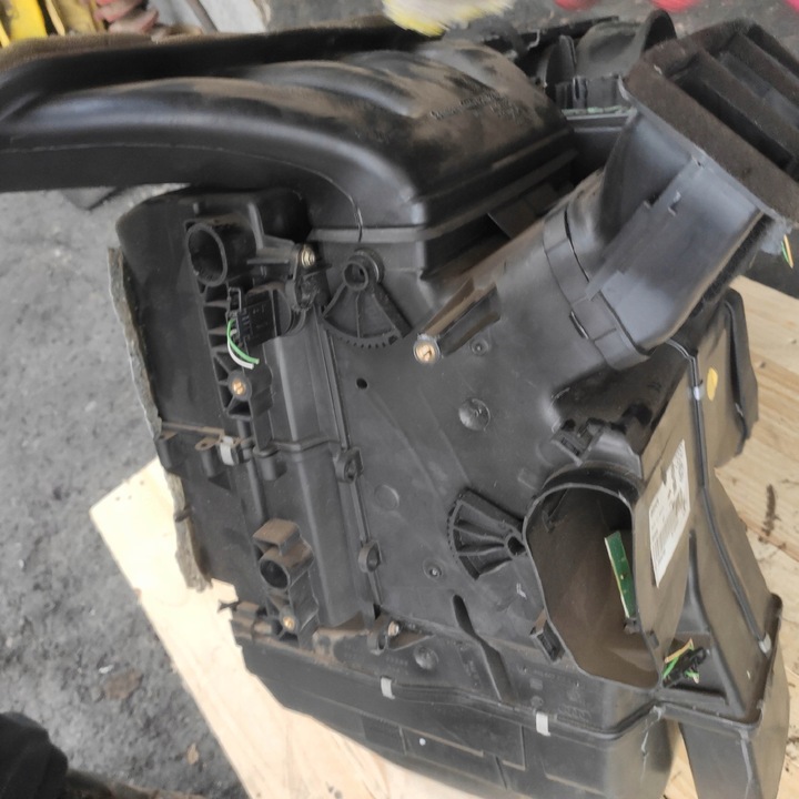 фото №8, Обігрівач корпус audi a2 8z1820003