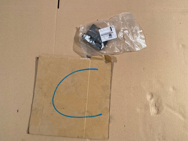 фото №9, Citroen ds3 кронштейн  бампера зад 9807652277