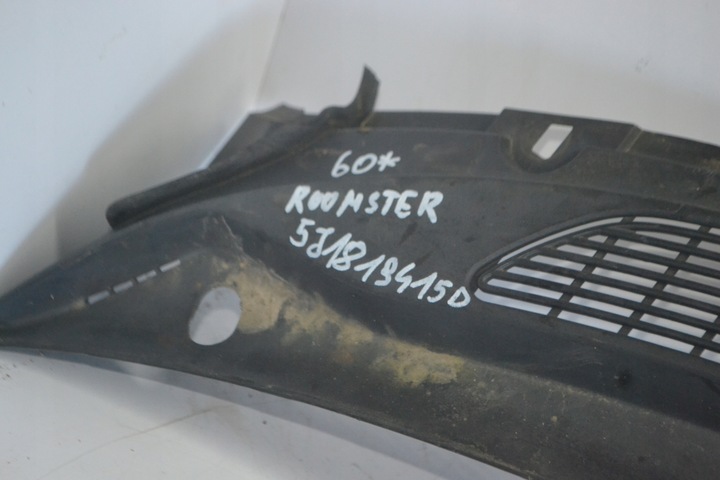 фото №4, Панель под лобовым стеклом skoda roomster 5j1819415d