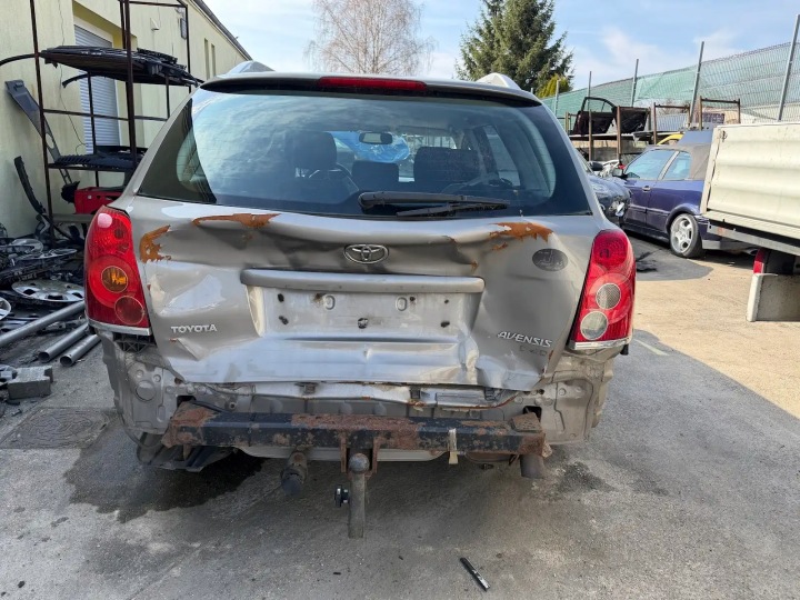 фото №6, Toyota avensis универсал t25 рестайлинг стекло кузова зад правая