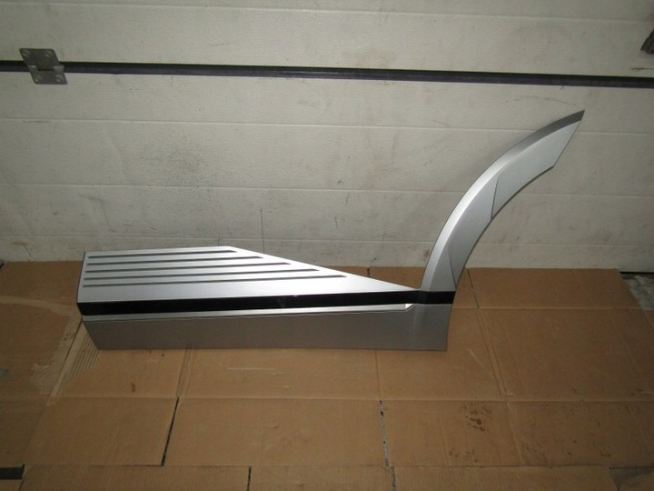 фото №1, Красивая bez wad hyundai ioniq 5 v планка дверь зад задняя левая