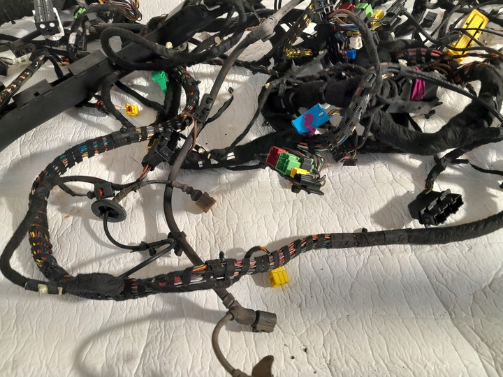 фото №4, Audi s3 8v sedan жгут установка интерьера 2.0tfsi