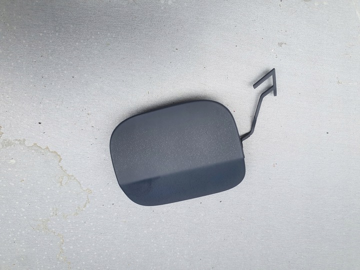 фото №1, Cayenne iii заглушка бампера фаркоп перед права нова oem