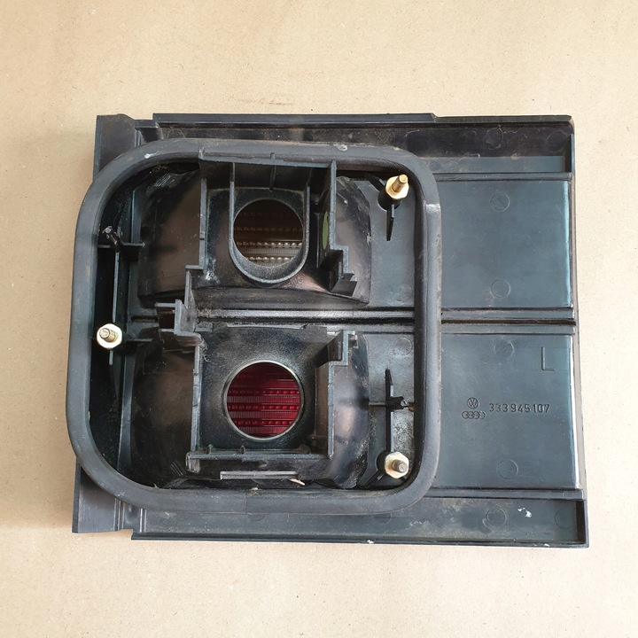 фото №16, Лампа задня ліва w кришка багажника лівий зад vw passat b3 iii оригінальний номер eu