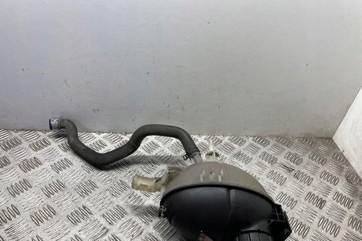 фото №8, Бачок расширительный mercedes-benz c w204 a2045000749 2.14l дизель