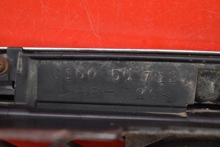 фото №9, Решётка решётка радиатора чёрная c10050712 mazda premacy 1 i 99-01