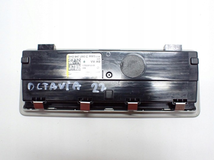 фото №2, Лампа інтер'єру кабіни оригінал 5h0947290c skoda octavia iv 5e3 22r