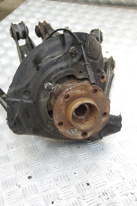 фото №1, Поворотна опора ступиця важіль підвішування зад bmw f25 x3