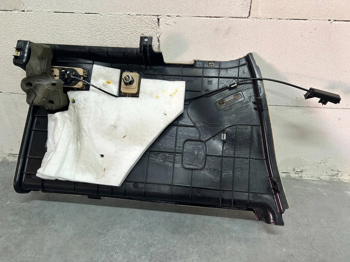 фото №7, Боковина оббивка бокова багажника bmw 5 f11 2013 9168496