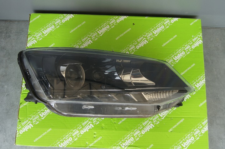 фото №10, Лампа skoda fabia iii линза led правая европа