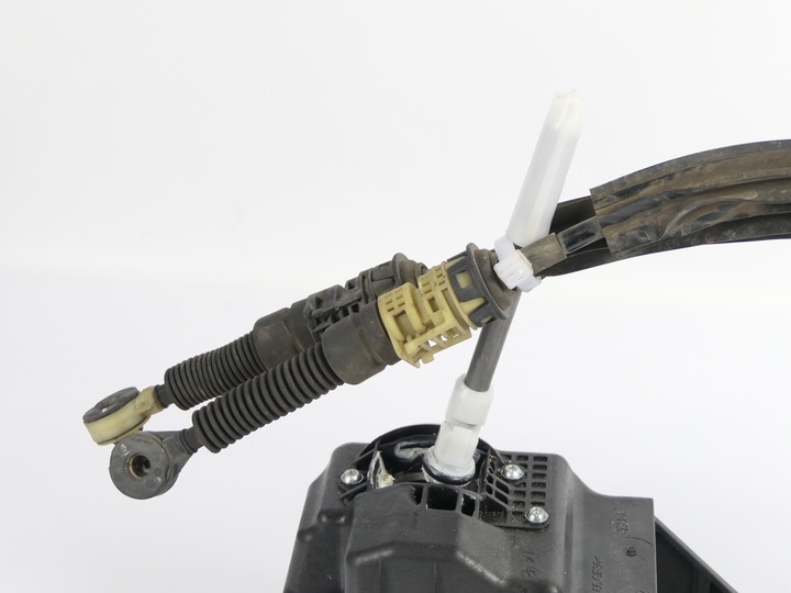 фото №2, Выборщик тросы коробки коробка передач 1.6 16v megane iii 3