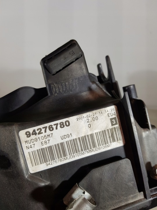 фото №11, Крышка клапанов 7797613 bmw e90 e91 e87 e60 2.0d n47d20a