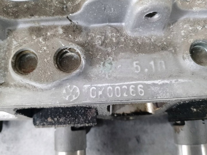фото №10, Паливна рейка  бензин skoda octavia ii ck00266 03c906036a 03g133036d