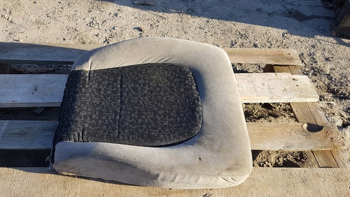 фото №3, Пена губка сиденье сиденья daf xf 105 , 65 75 85 cf