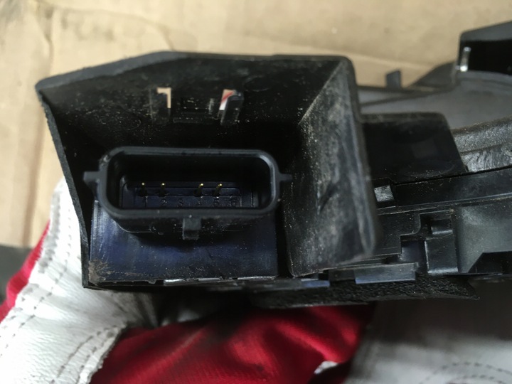 фото №6, Замок дверь зад renault scenic iv 825034171r 825025690r