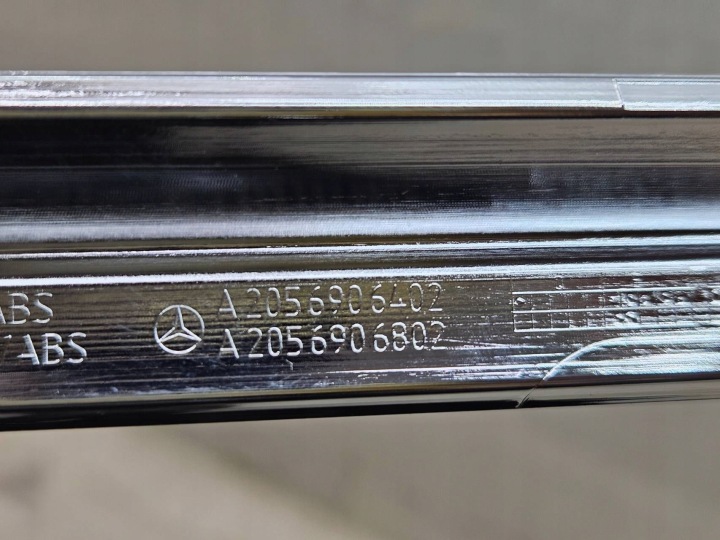 фото №9, Молдинг хромированная пороговая mercedes-benz c w205 a2056906402