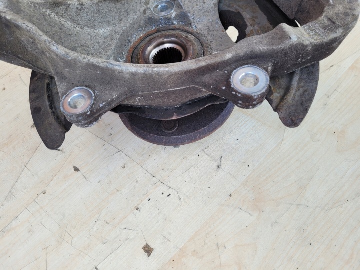 фото №8, Jeep cherokee kk 07-12 2.8 crd поворотна опора ліві перед