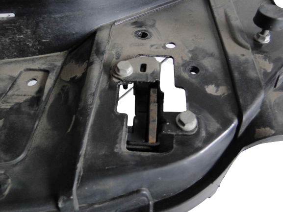 фото №1, Mercedes ml gle w166 166 замок капота na панели