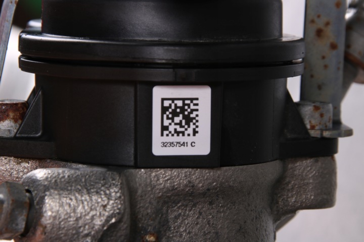 фото №9, Bmw g30 g31 g32 суппорт тормозной левое заднее зад 44/24/245 6870571 653 km !!