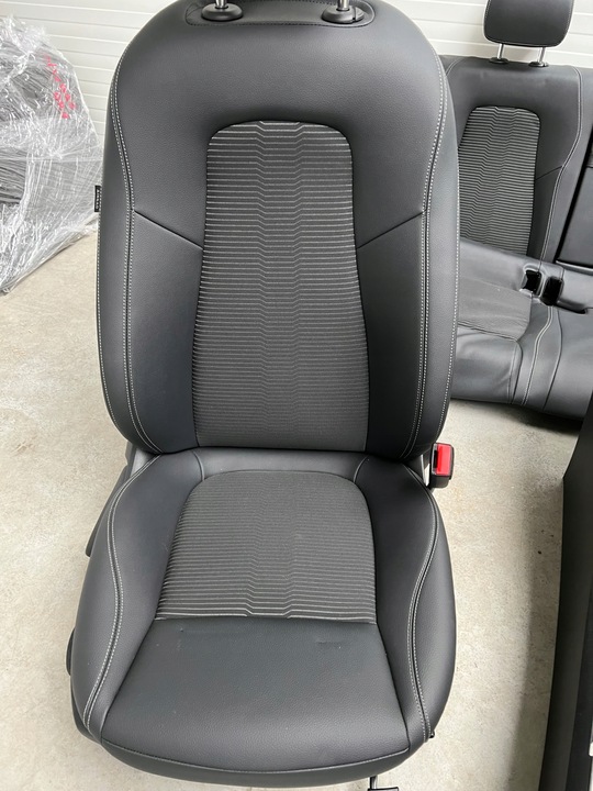 фото №5, Сидіння диван пластики mercedes a-klasa w177 sedan