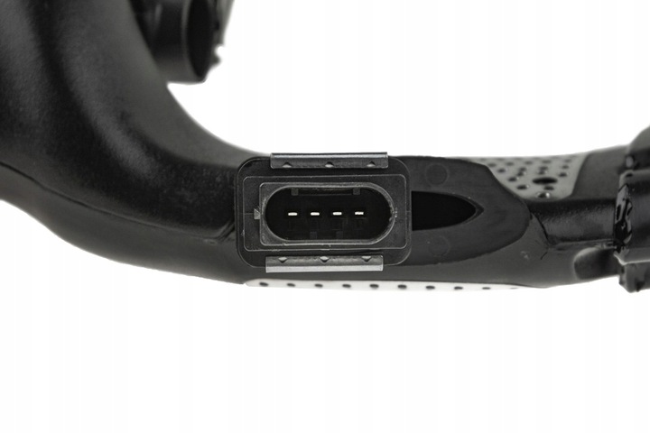 фото №16, Шланг всасывающий воздуха з maf mercedes c класс w203 c320cdi 2005-,w204