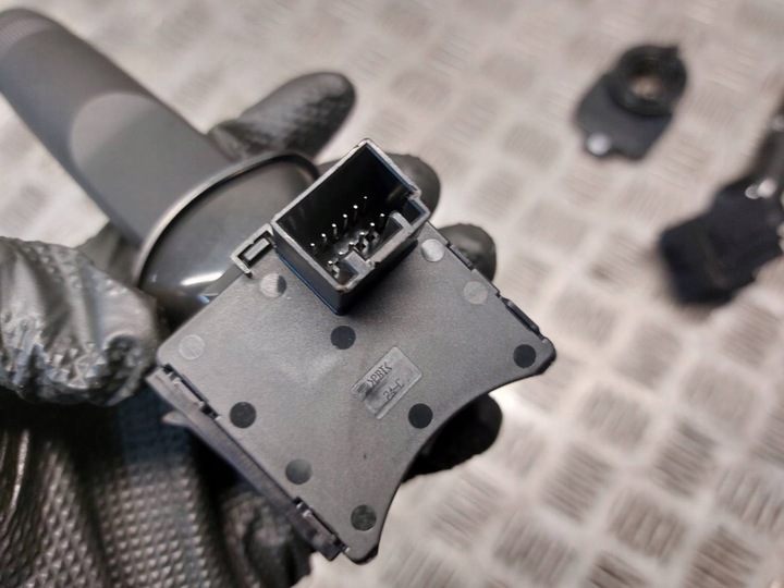 фото №10, Рулевой/подрулевой переключатель opel insignia a рестайлинг 95994799 13579709 20941129