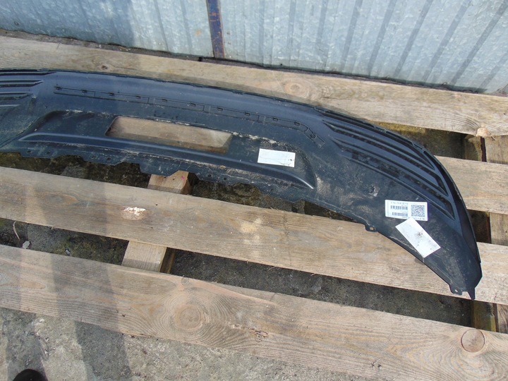 фото №13, Накладка спойлер бампера зад audi e-tron 4ke